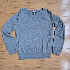 Banana Republic | gray polka dot minimalist preppy sweater | WMS S